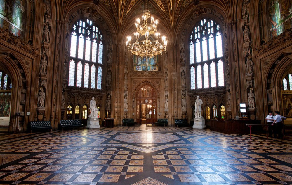 Здание парламента в Лондоне: история и обзор интерьеров Вестминстерского дворца