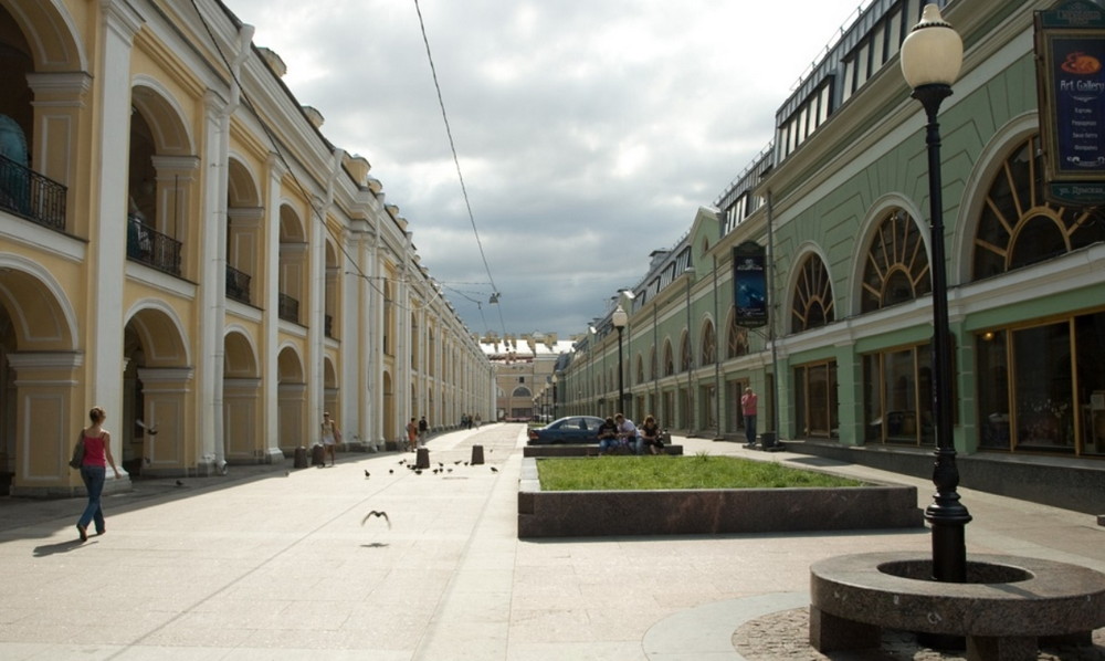 Гостиный двор в Санкт-Петербурге: история, архитектура, назначение комплекса