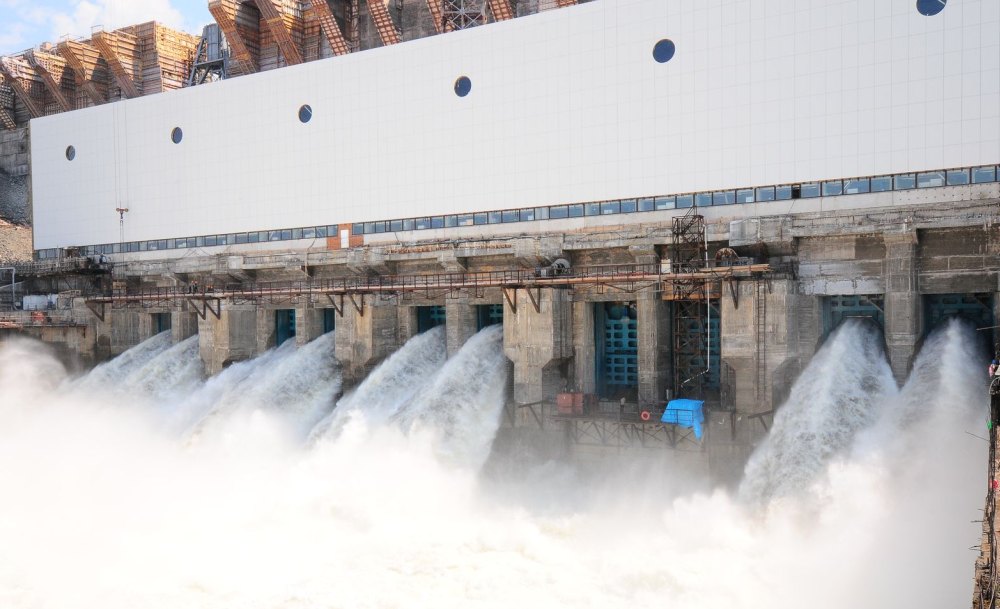 Иркутская ГЭС на Ангаре: сложности строительства и особенности
