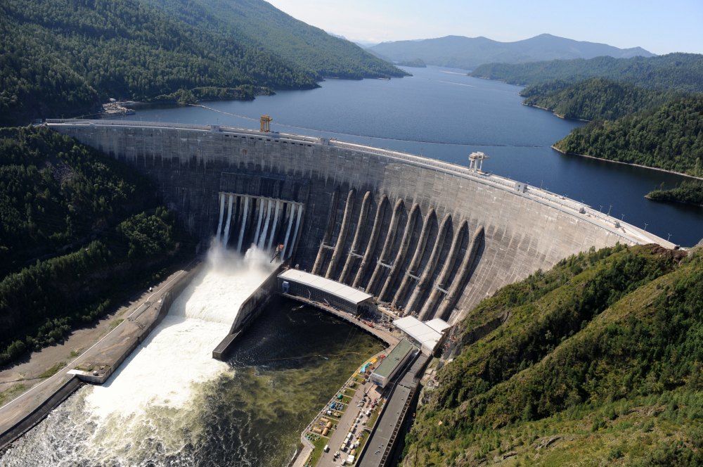 Саяно-Шушенская ГЭС: история в цифрах и особенности конструкции