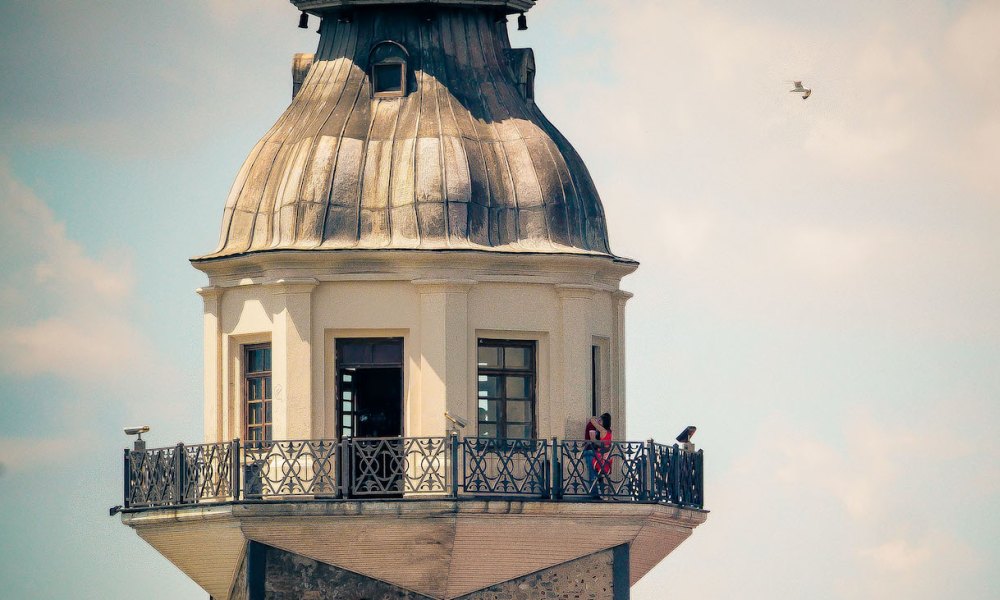 Девичья башня в Стамбуле: история в фактах и мифах и современное назначение