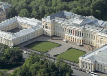 Михайловский дворец в Санкт-Петербурге: история, архитектура и обзор интерьеров