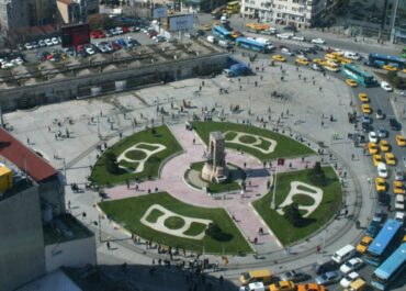 Площадь Таксим в Стамбуле: история и достопримечательности рядом