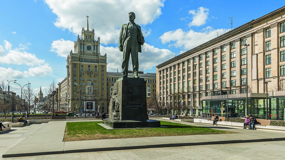Триумфальная площадь в Москве: обзор архитектурного ансамбля и история от основания до реконструкции