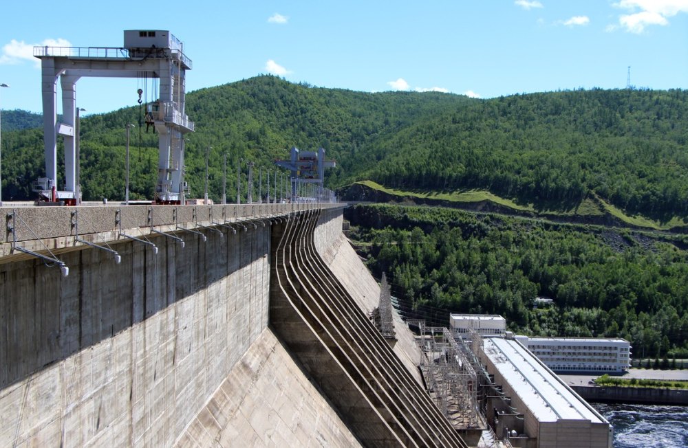 Зейская ГЭС на Дальнем Востоке: история и технические особенности гидроэлектростанции