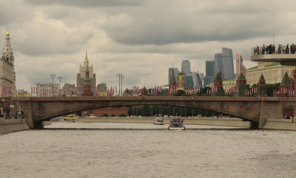 Большой Москворецкий мост: история и архитектура старинного перехода через Москву-реку