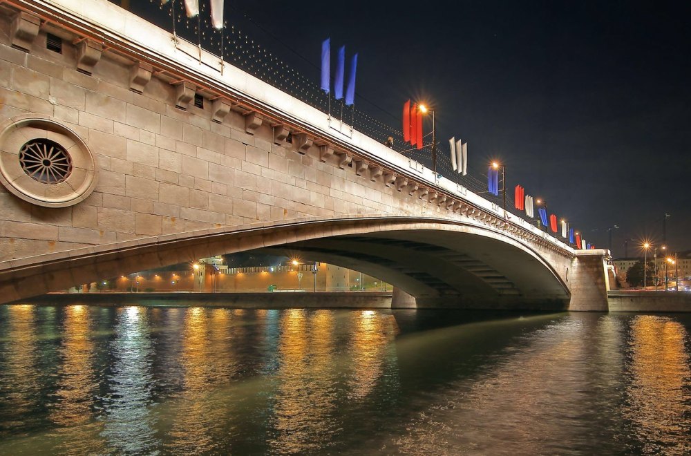 Большой Москворецкий мост: история и архитектура старинного перехода через Москву-реку