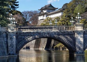 Императорский дворец в Токио: история, значение, архитектура и интерьеры